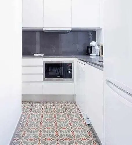 Sleep & Stay- With Balcony Bonaventura 3 Жерона