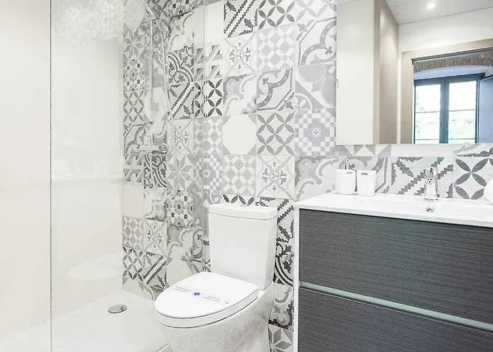 Sleep & Stay- With Balcony Bonaventura 3 *